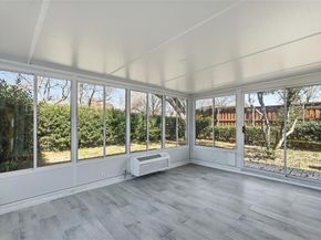 1813  Crockett Street , Garland Texas 75042