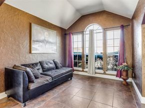 4621  Saint Francis Avenue , Dallas Texas 75227