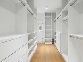 4736  Holly Tree Drive , Dallas Texas 75287