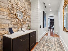 2300  Wolf Street  3D, Dallas Texas 75201