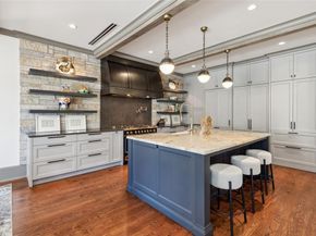 2300  Wolf Street  3D, Dallas Texas 75201