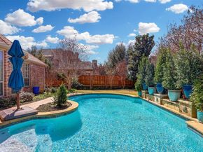 8491  Canyon Crossing , Lantana Texas 76226