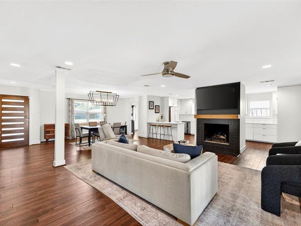 6141 E University Boulevard , Dallas Texas 75214