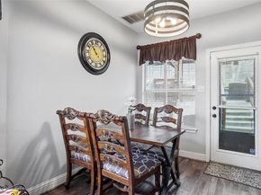 1812  Haley Circle , Carrollton Texas 75006