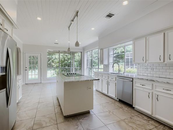 2803  Wyndham Lane , Richardson Texas 75082