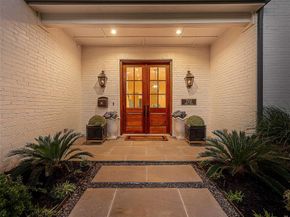 7110  Robin Road , Dallas Texas 75209