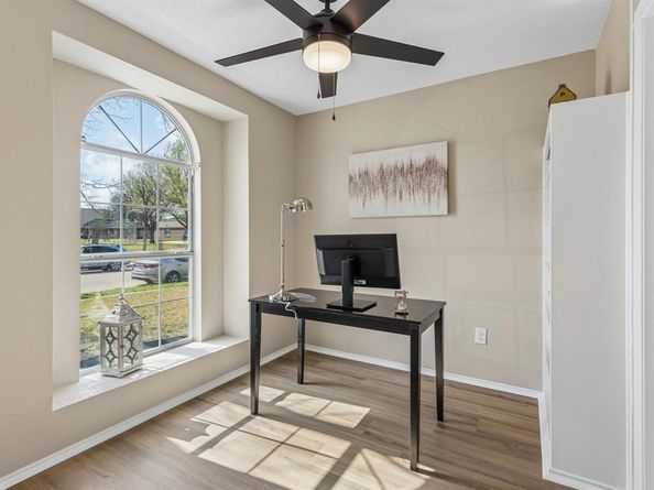 2604  Helen Lane , Mesquite Texas 75181