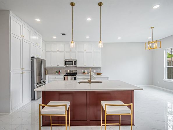 901  Bandera Lane , Garland Texas 75040