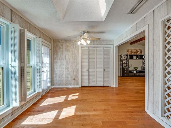 504  Chaffee Drive , Arlington Texas 76006