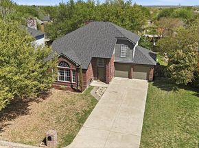 1520  Warwick Drive , Mansfield Texas 76063