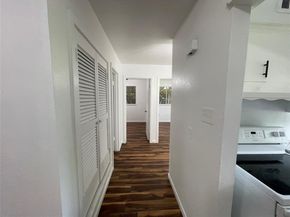 518 W Lovers Lane , Arlington Texas 76010