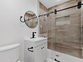 102 S Tillery Avenue , Dallas Texas 75211