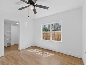 102 S Tillery Avenue , Dallas Texas 75211