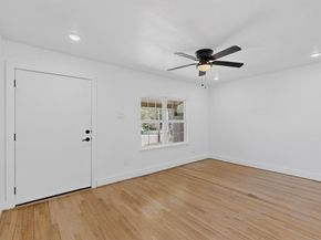 102 S Tillery Avenue , Dallas Texas 75211