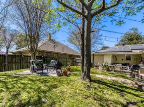 6228  Symphony Lane , Dallas Texas 75227