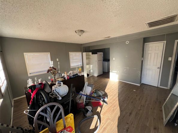 4509  Sandage Avenue , Fort Worth Texas 76115