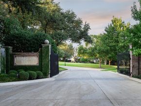 2116  Bradford Park Court , Fort Worth Texas 76107