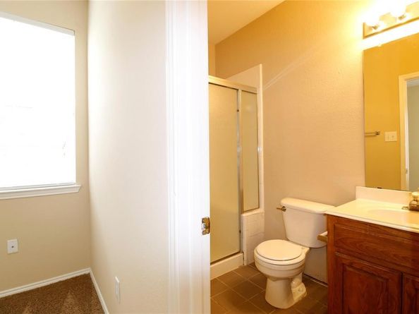 400  Chatham Street , Sunnyvale Texas 75182