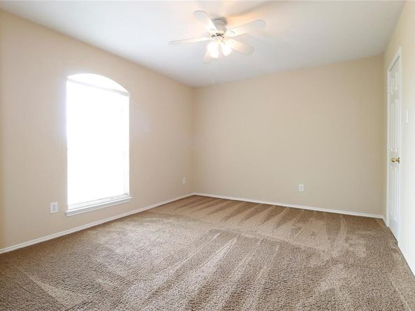 400  Chatham Street , Sunnyvale Texas 75182