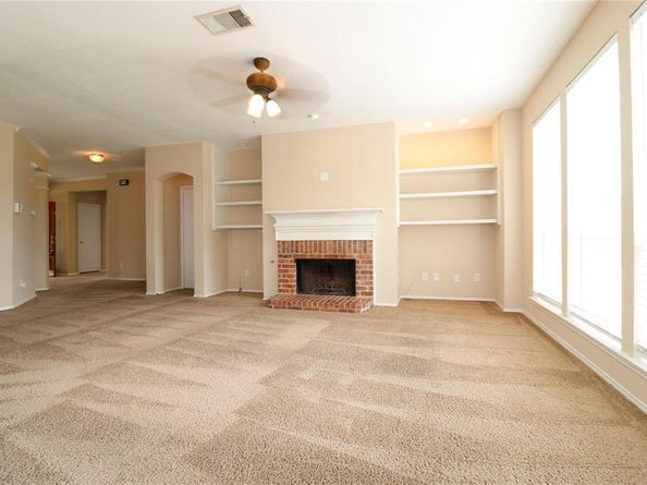 400  Chatham Street , Sunnyvale Texas 75182