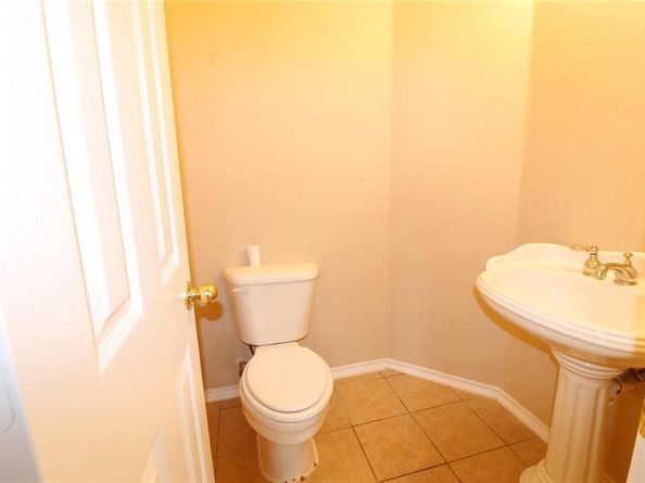 400  Chatham Street , Sunnyvale Texas 75182