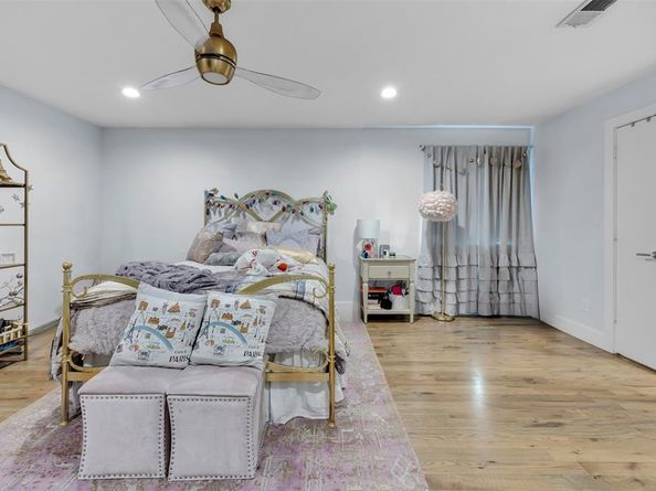 3950  Deep Valley Drive , Dallas Texas 75244