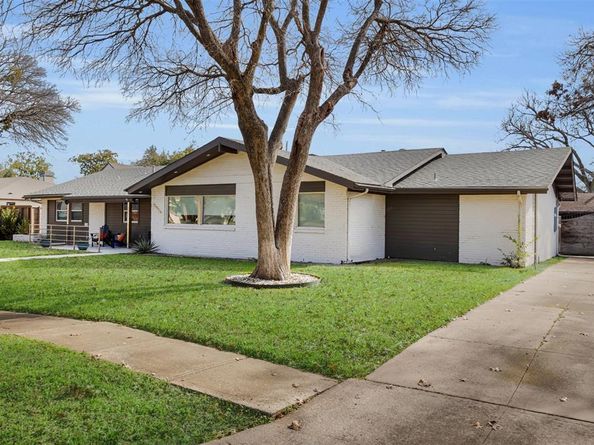 3950  Deep Valley Drive , Dallas Texas 75244