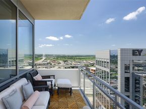 2200  Victory Avenue  2207, Dallas Texas 75219