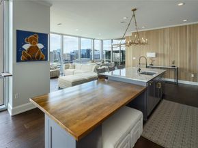 2200  Victory Avenue  2207, Dallas Texas 75219