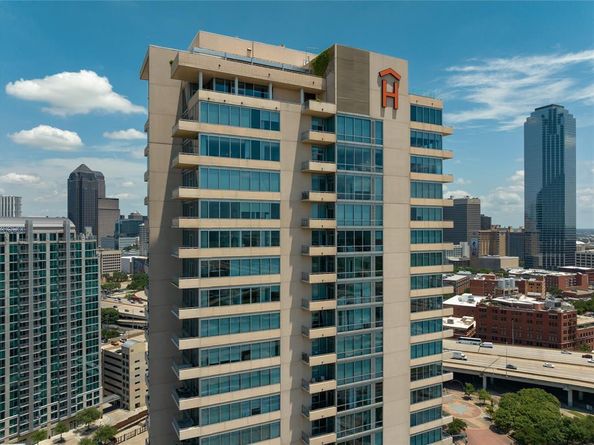 2200  Victory Avenue  2207, Dallas Texas 75219