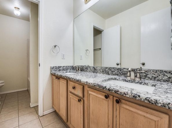748  ROCKETT Lane , Cedar Hill Texas 75104