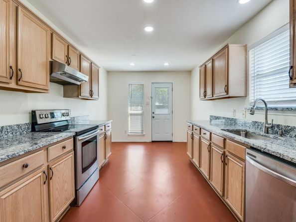 748  ROCKETT Lane , Cedar Hill Texas 75104