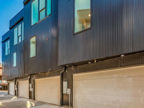 426 W 9th Street  105, Dallas Texas 75208