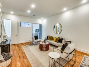 426 W 9th Street  105, Dallas Texas 75208