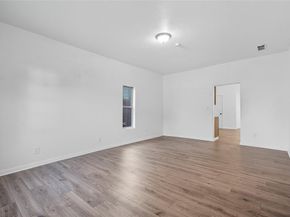 2220  Chestnut Avenue , Fort Worth Texas 76164