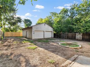 2220  Chestnut Avenue , Fort Worth Texas 76164