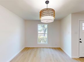 2534 N Saint Augustine Drive , Dallas Texas 75227