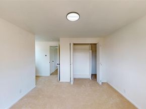 2534 N Saint Augustine Drive , Dallas Texas 75227