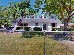 2534 N Saint Augustine Drive , Dallas Texas 75227