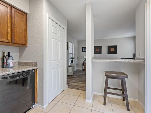4748  Old Bent Tree Lane  301, Dallas Texas 75287