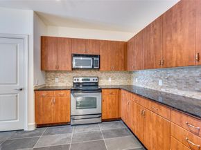 3818  Holland Avenue  206, Dallas Texas 75219