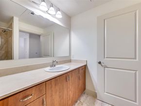 3818  Holland Avenue  206, Dallas Texas 75219