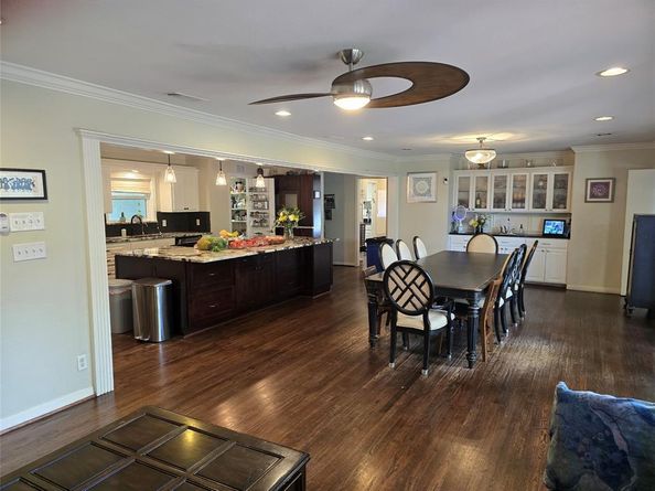6247  Dykes Way , Dallas Texas 75230