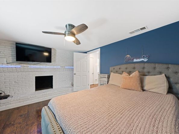 2114  Engle Avenue , Dallas Texas 75224