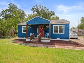 2114  Engle Avenue , Dallas Texas 75224