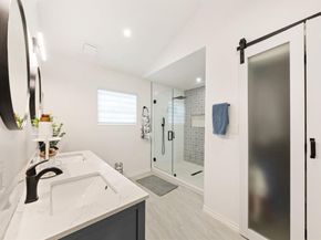 2114  Engle Avenue , Dallas Texas 75224