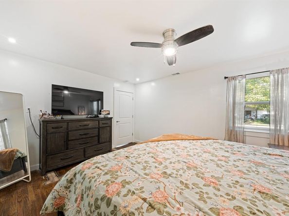 2114  Engle Avenue , Dallas Texas 75224