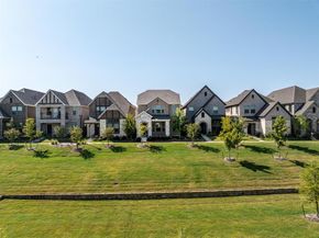 2613  Kings Canyon Mews , Corinth Texas 76210