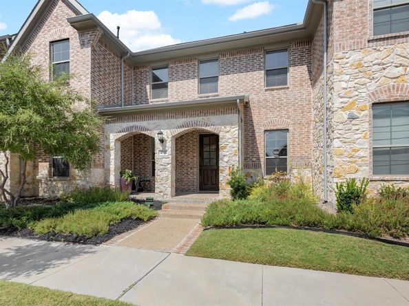 4512  English Maple Drive , Arlington Texas 76005