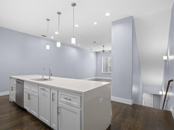3022  Clamath Drive , Dallas Texas 75204